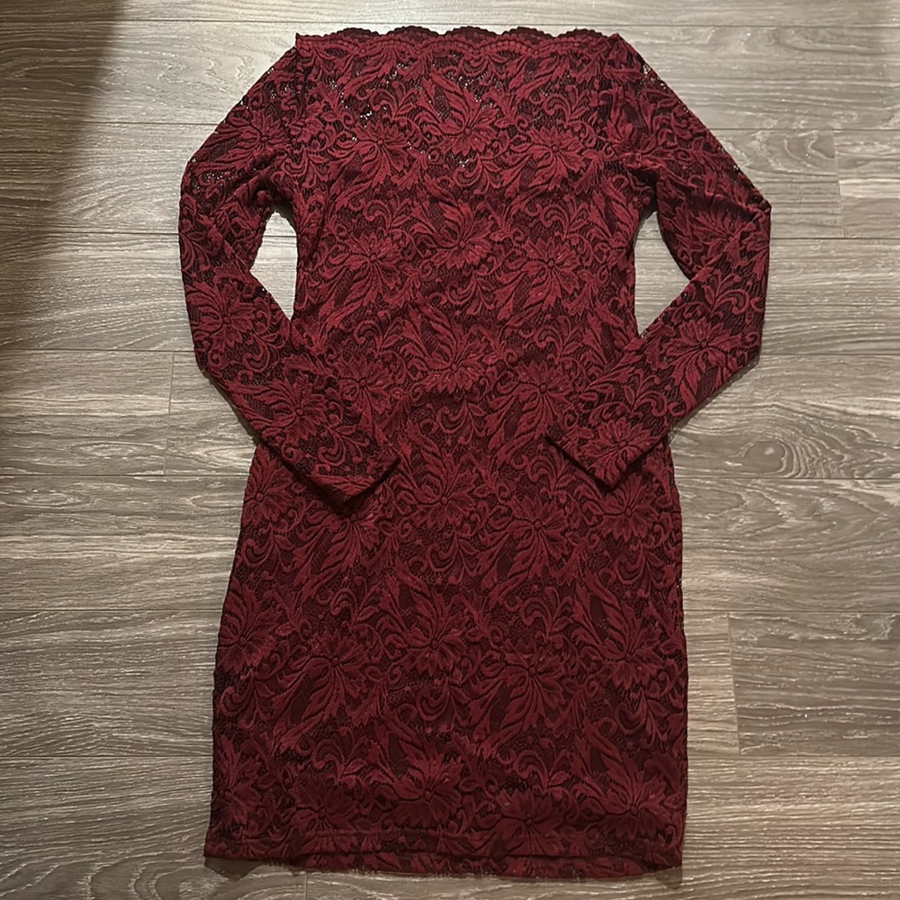PattyBoutik Off the Shoulder Maroon Lace Dress